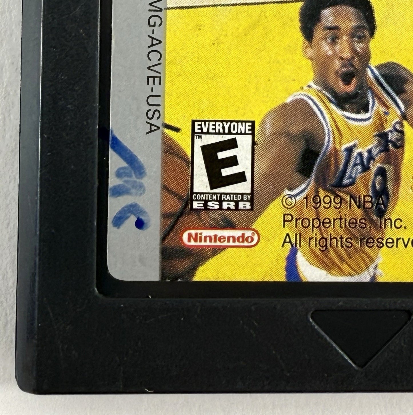 NBA 3 on 3 featuring Kobe Bryant (Nintendo GameBoy Color, 1999) Game Cartridge