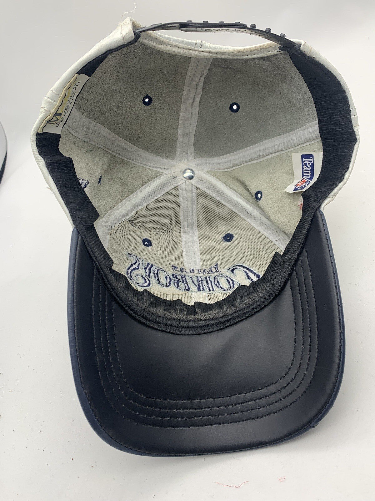 Vintage Dallas Cowboys Logo NFL  "GENUINE  LEATHER"   Snapback Hat Cap 1990's