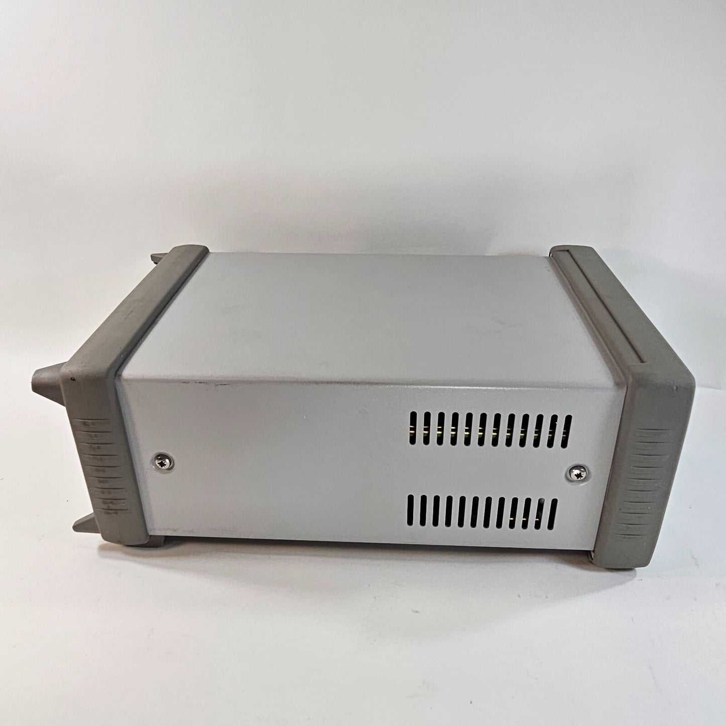 Agilent E3648A Dual Output DC Power Supply 0-8V,5A/0-20V,2.5A - Tested - 4552