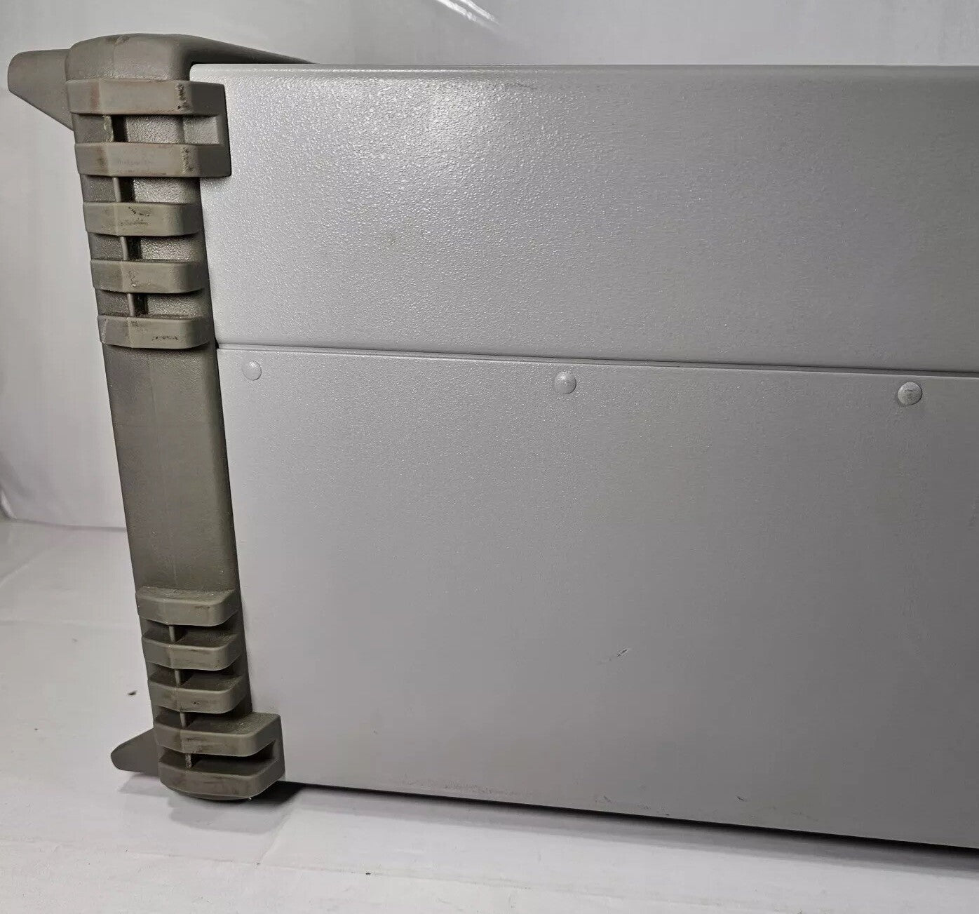 Agilent E3648A Dual Output DC Power Supply 0-8V,5A/0-20V,2.5A - Tested - 4356