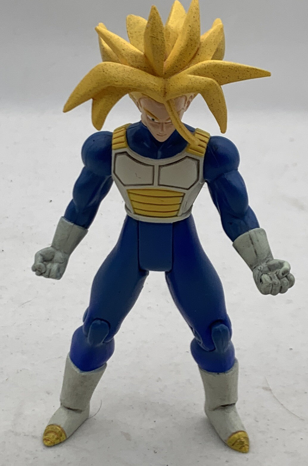 Dragon Ball Z 2002 Funimation 5” Trunks Super Saiyan 2 Loose Action Figure