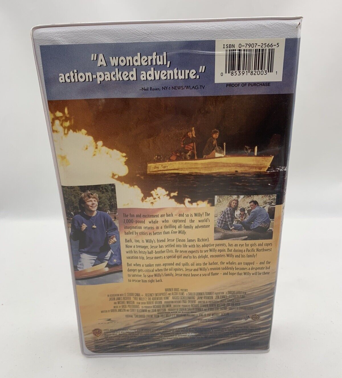 Free Willy (VHS Trilogy, Clamshell) Free Willy 2/ Free Willy 3