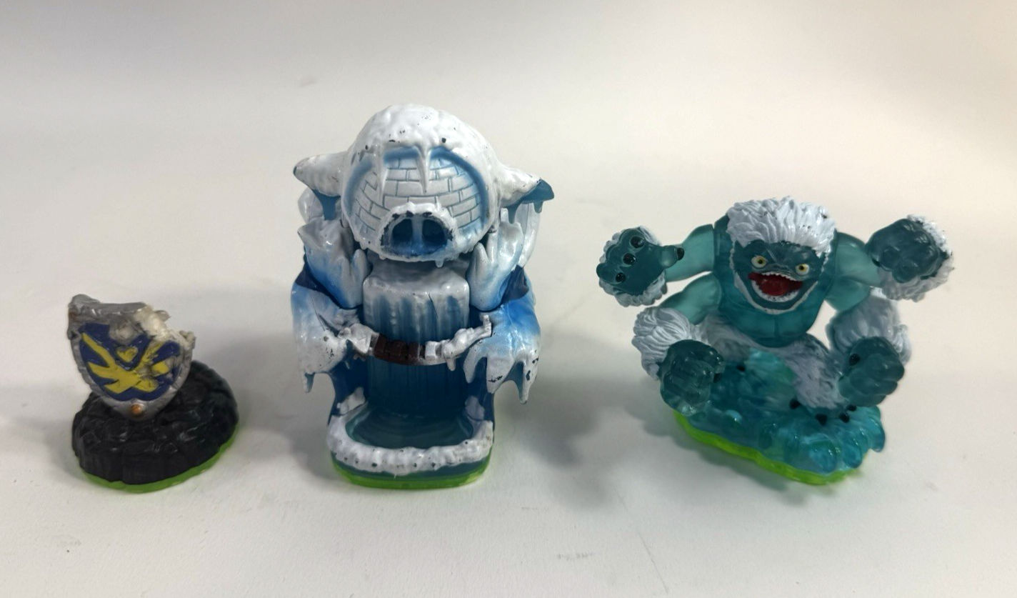 Skylanders Spyro's Adventure Slam Bam, Empire Of Ice, Sky Iron Shield Bundle