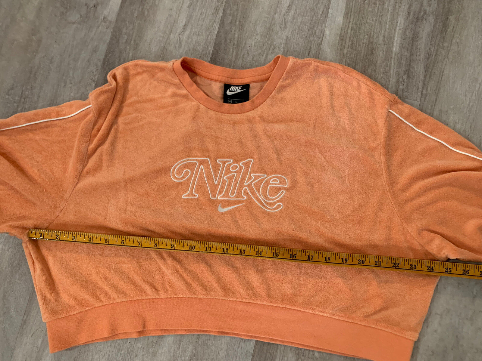 Nike Retro Femme Velour Terry Women's Medium Orange Long-Sleeved Crop Sweatshirt