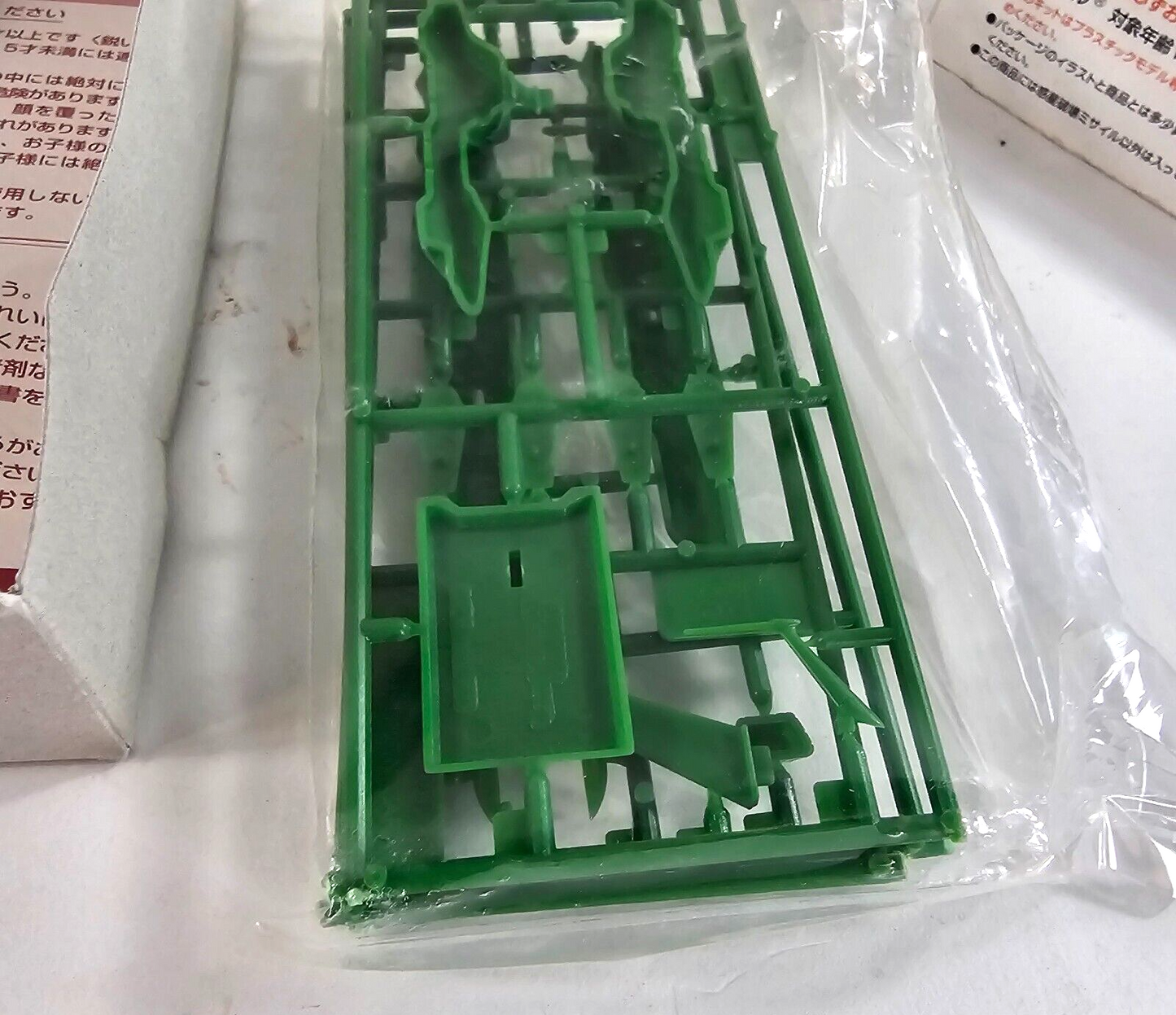 Space Cruiser Yamato Star Blazer Mecha No.30 Gamilon Star Destroyer Missile Kit