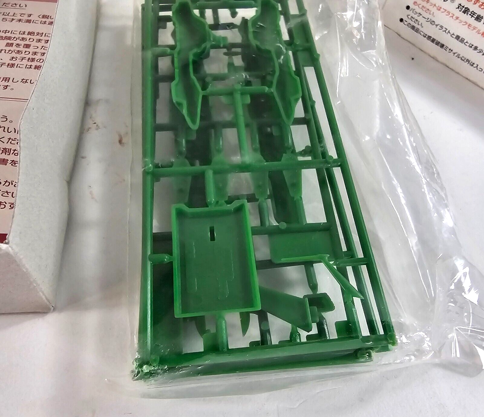 Space Cruiser Yamato Star Blazer Mecha No.30 Gamilon Star Destroyer Missile Kit