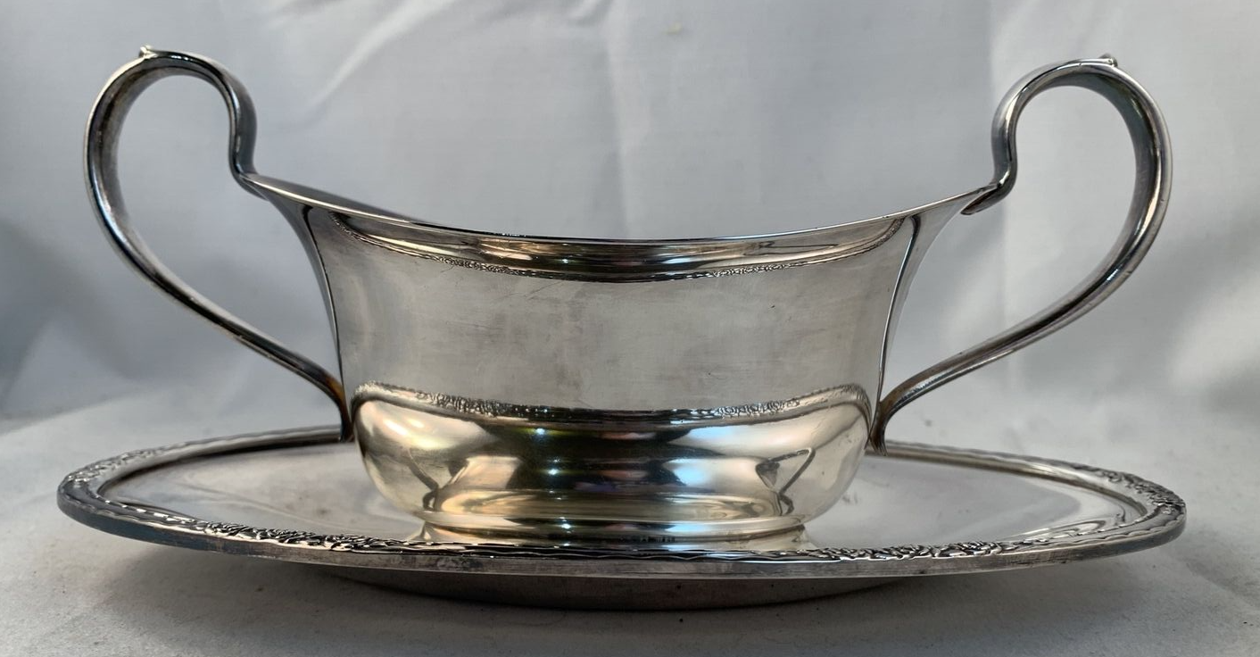 International Silver Camille 6013 Plated Gravy Sauce Boat Silverplate