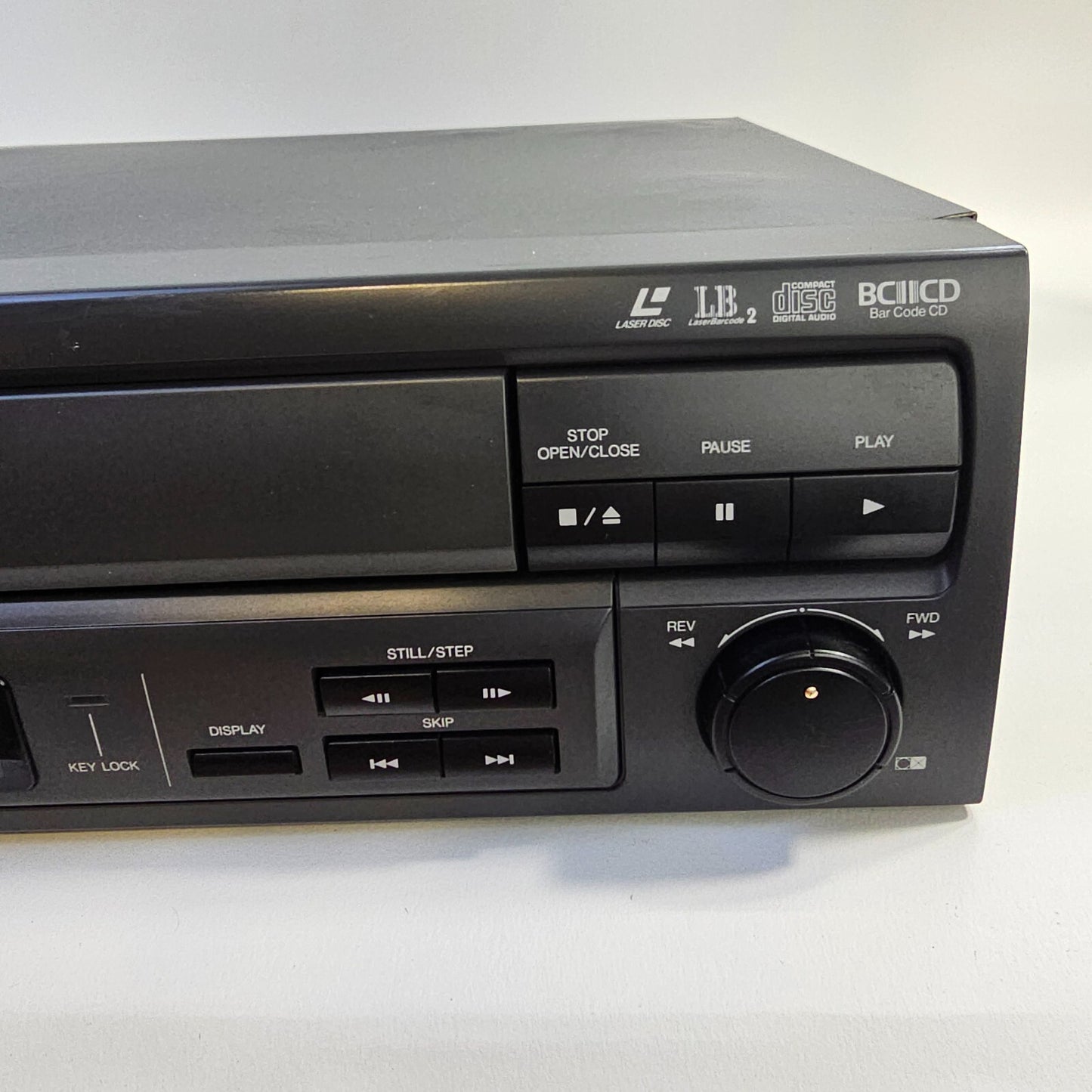 Pioneer CDV LB2 Player CLD-V2600 Laserdisc Player - Tested - For Parts - Read