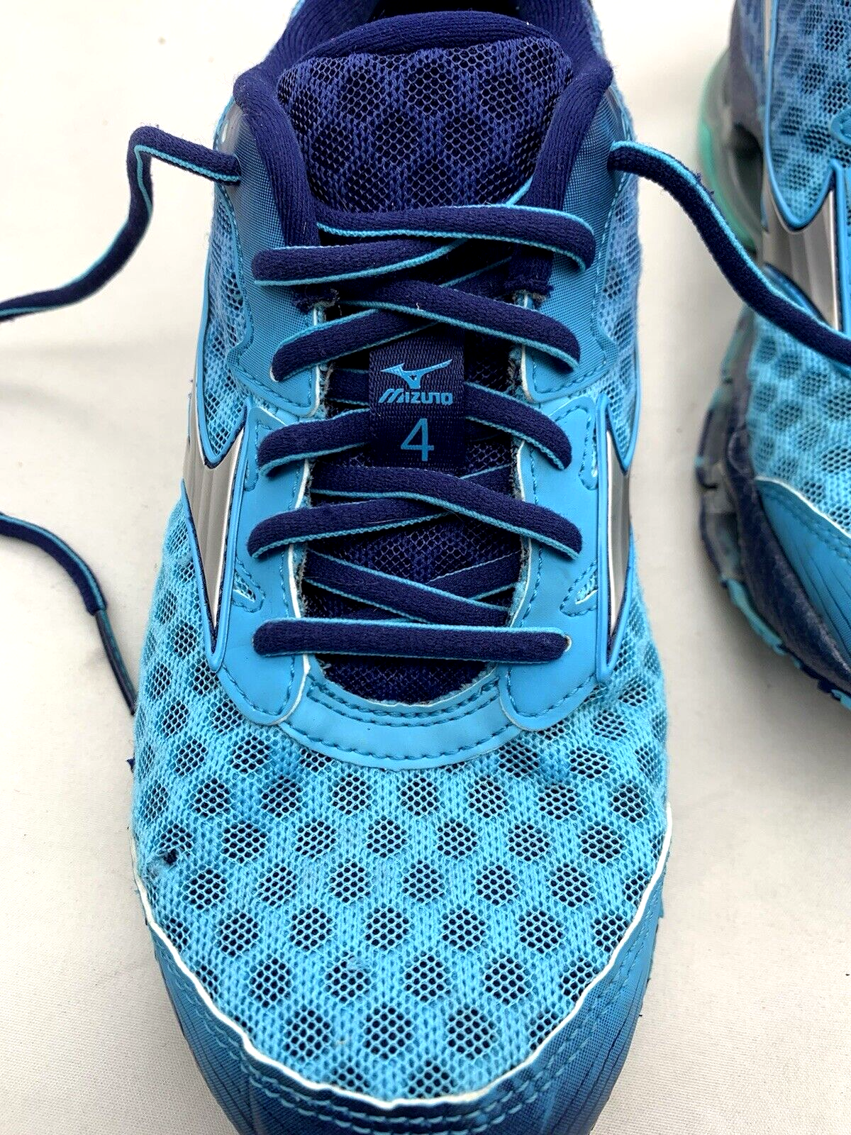 Mizuno Women’s Size W7 Wave Prophecy 4 Blue Running Shoes