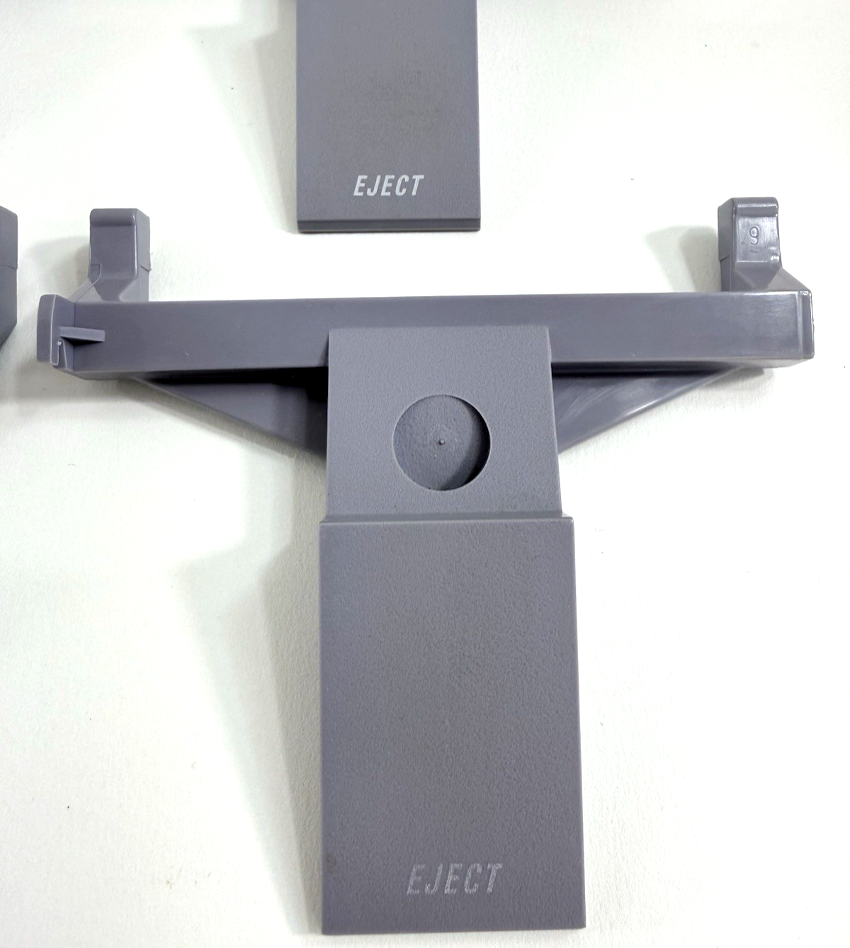 Super Nintendo SNES Original Eject Button Bundle (4 Units)