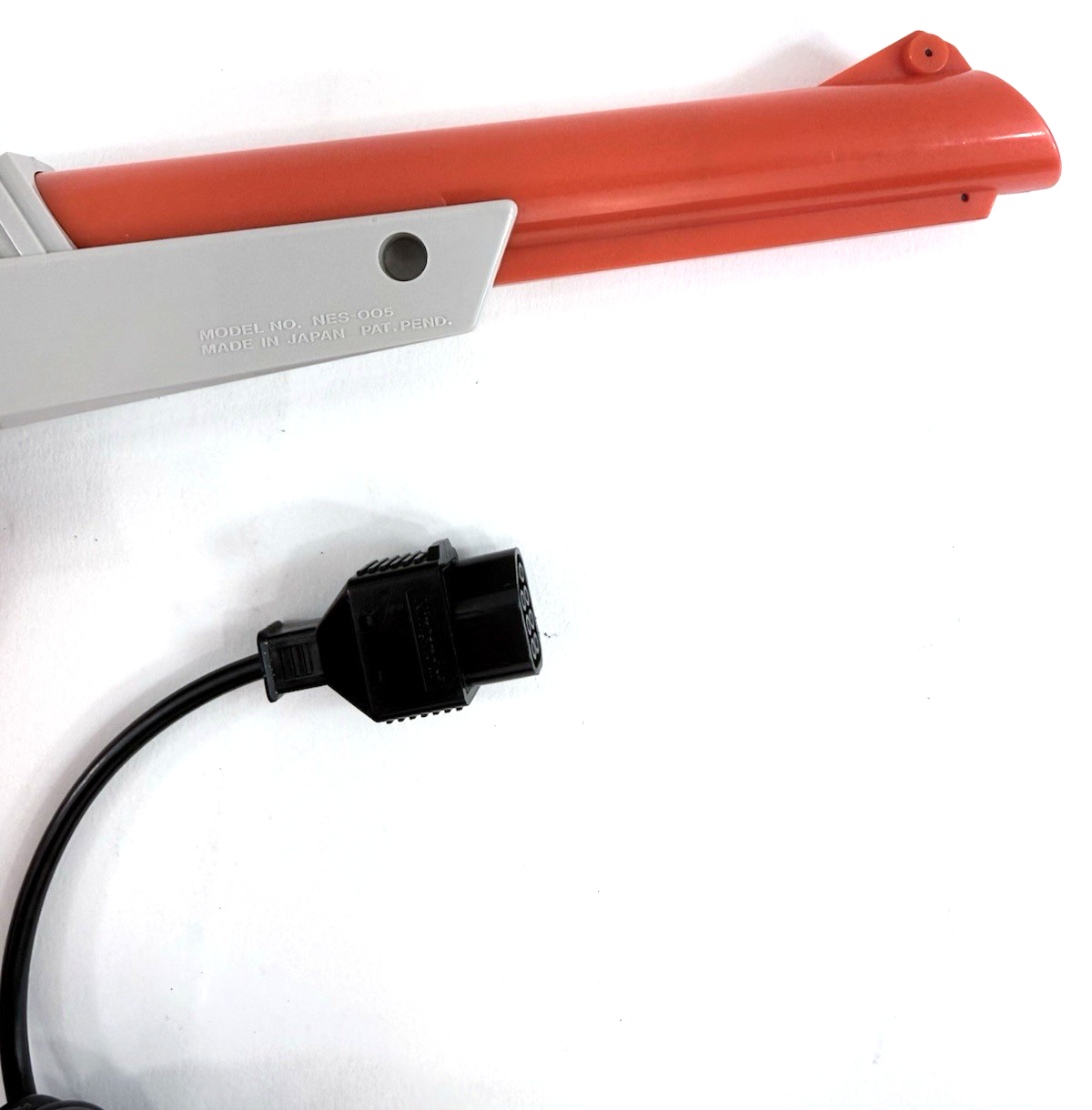 Nintendo Zapper 1985 Orange Light Gun Controller NES-005 - Tested and Working