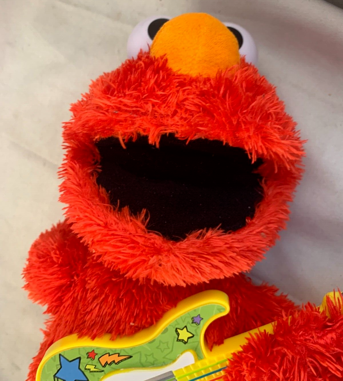 Hasbro 2020 Rock & Rhyme Elmo Singing & Talking Plush - Tested and Working