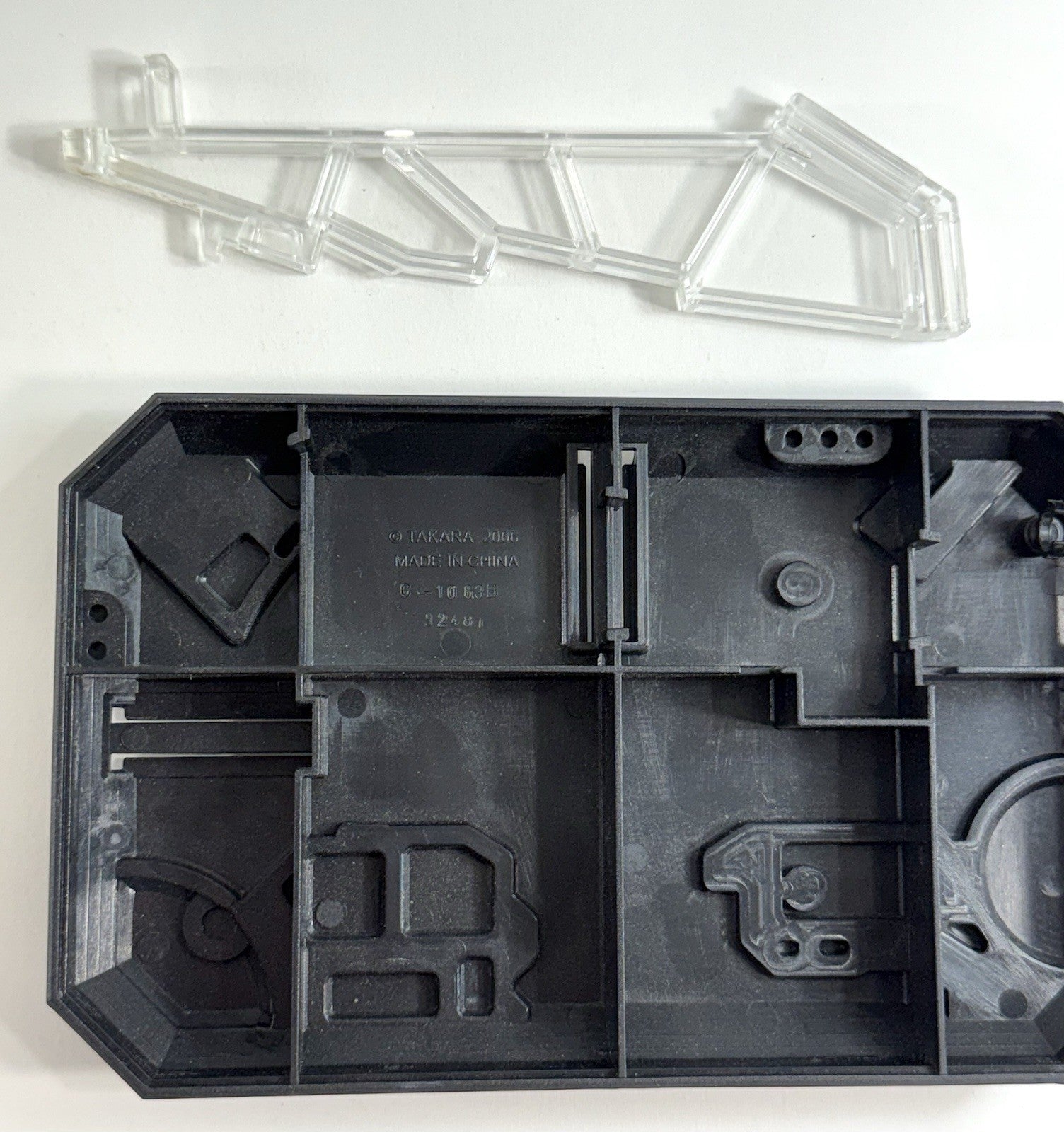 Hasbro Transformers Universe Masterpiece Skywarp G1 Series Action Figure + Box