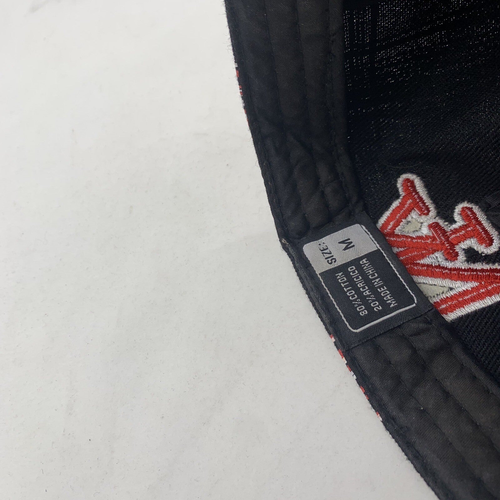 New York City Hunter Medium Fitted Flat NY Embroidered Plaid  Hat Cap