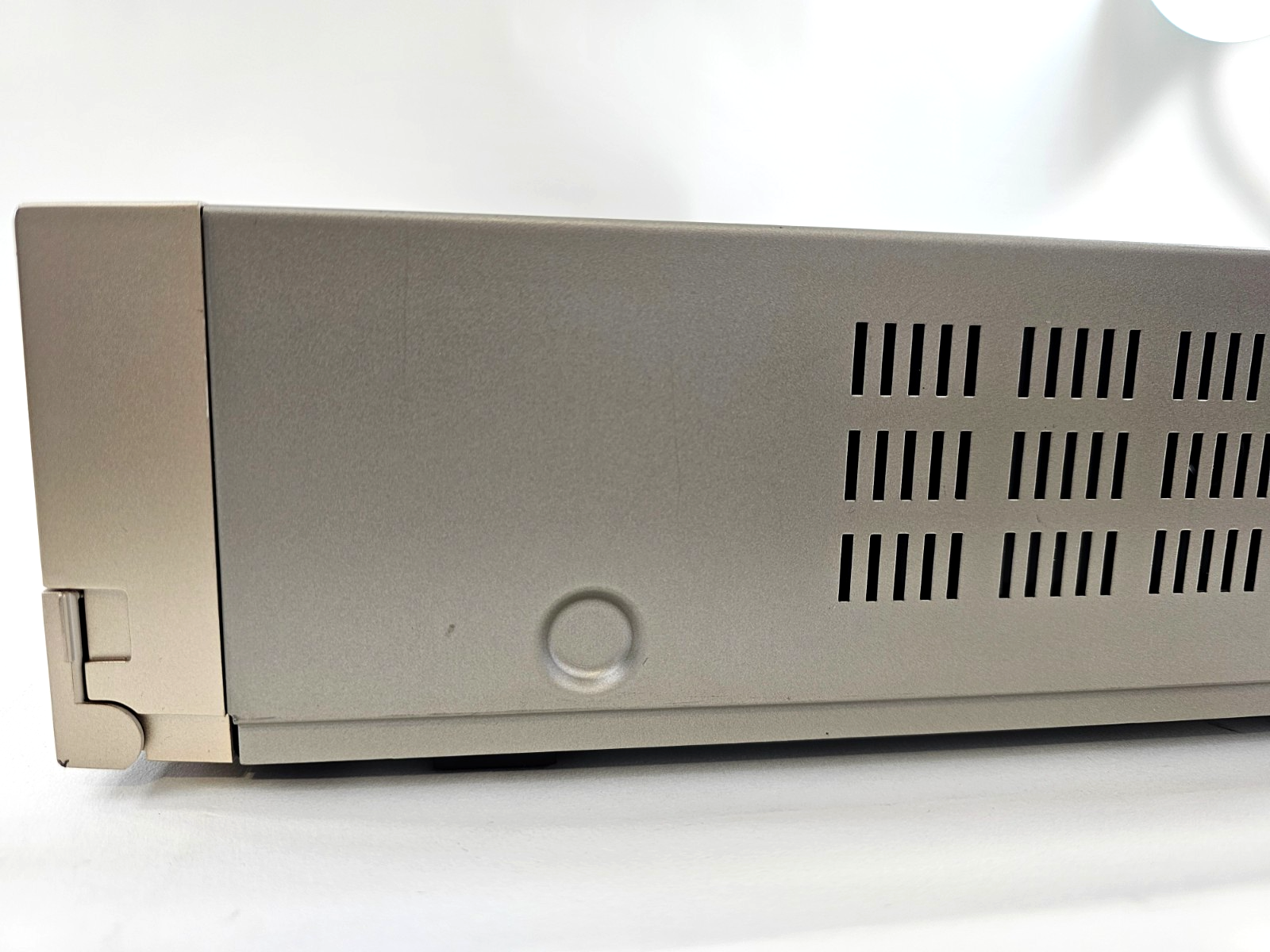 Samsung SRV-30 Real Time Video Cassette Recorder - Surveillance VCR - Tested