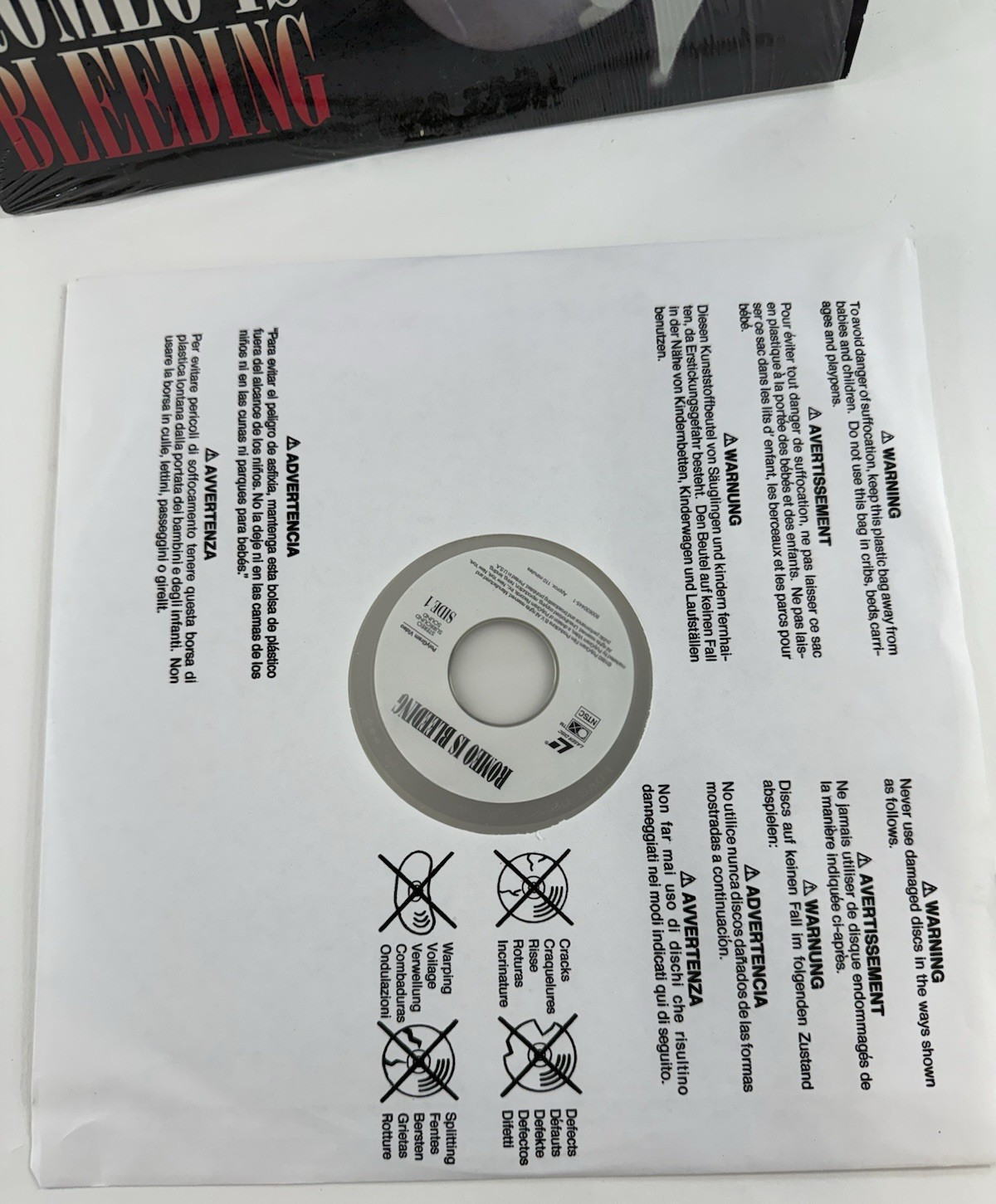 Romeo Is Bleeding (Laserdisc, 1994) Extended CLV Deluxe Widescreen Edition