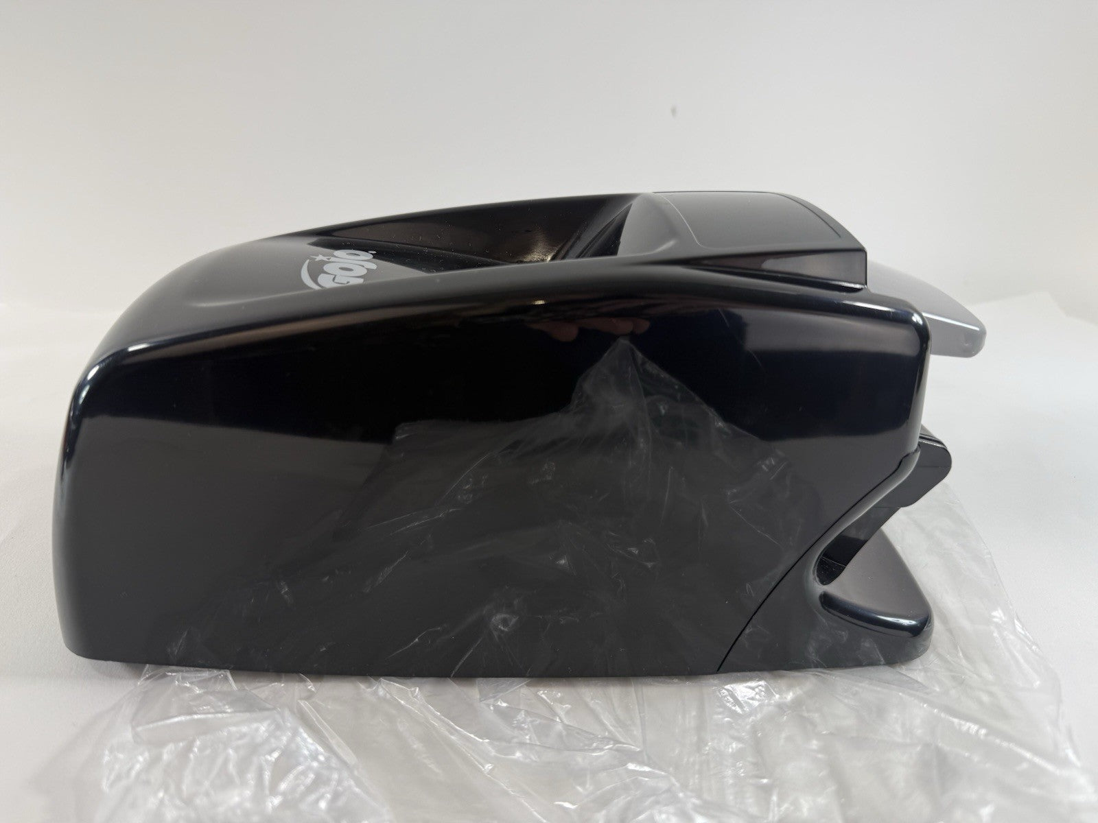 Gojo Push-Style Soap Dispenser 9033-12 - New, No Box