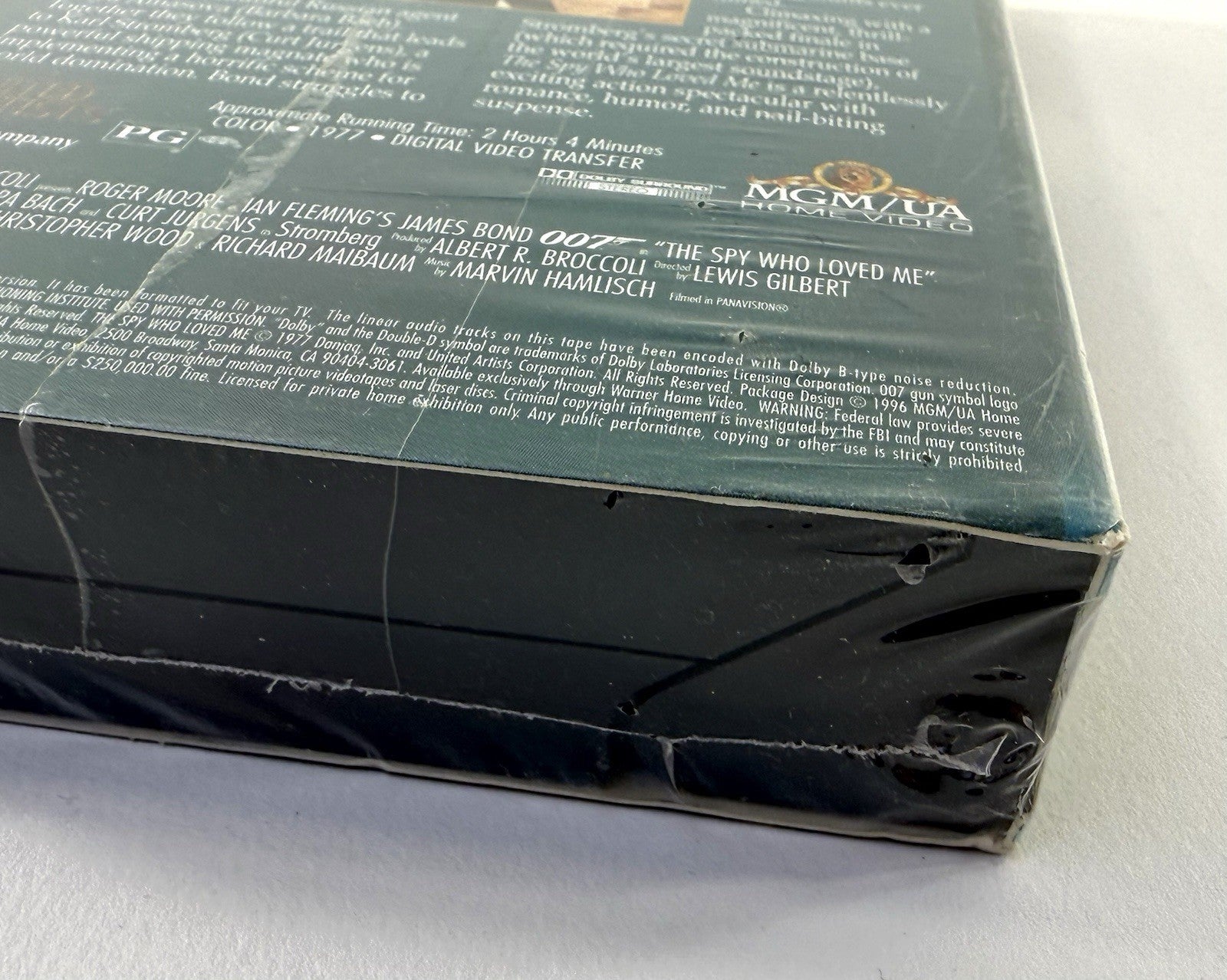 The Spy Who Loved Me (VHS, 1996) New, Sealed - Roger Moore James Bond Film