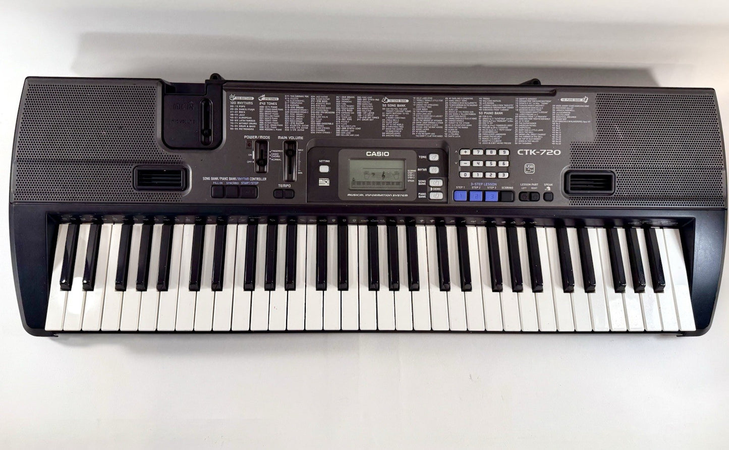 Casio CTK-720 Electronic Keyboard 61 Key - Black - No Power Cord - Tested