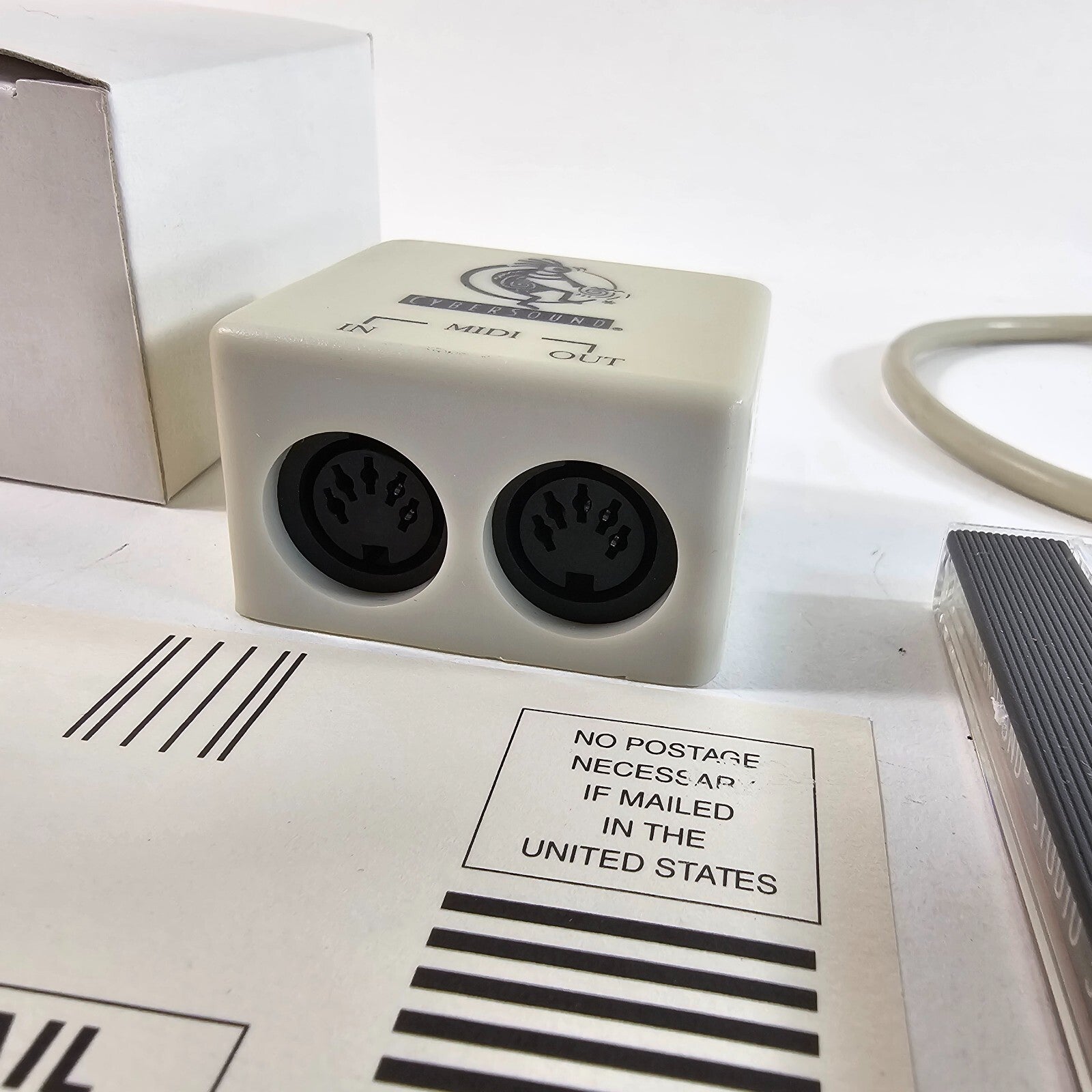 Vintage Cybersound MIDI Musical Keyboard 37 key CD 1 Cable Mac Power PC