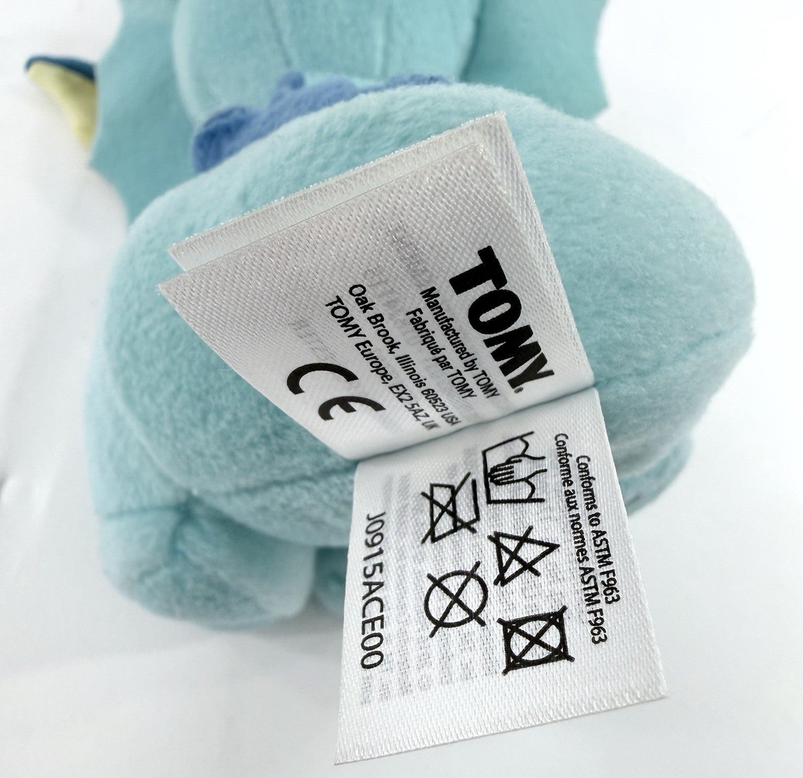 Tomy 2016 Pokémon XY 8” Seated Vaporeon Plush