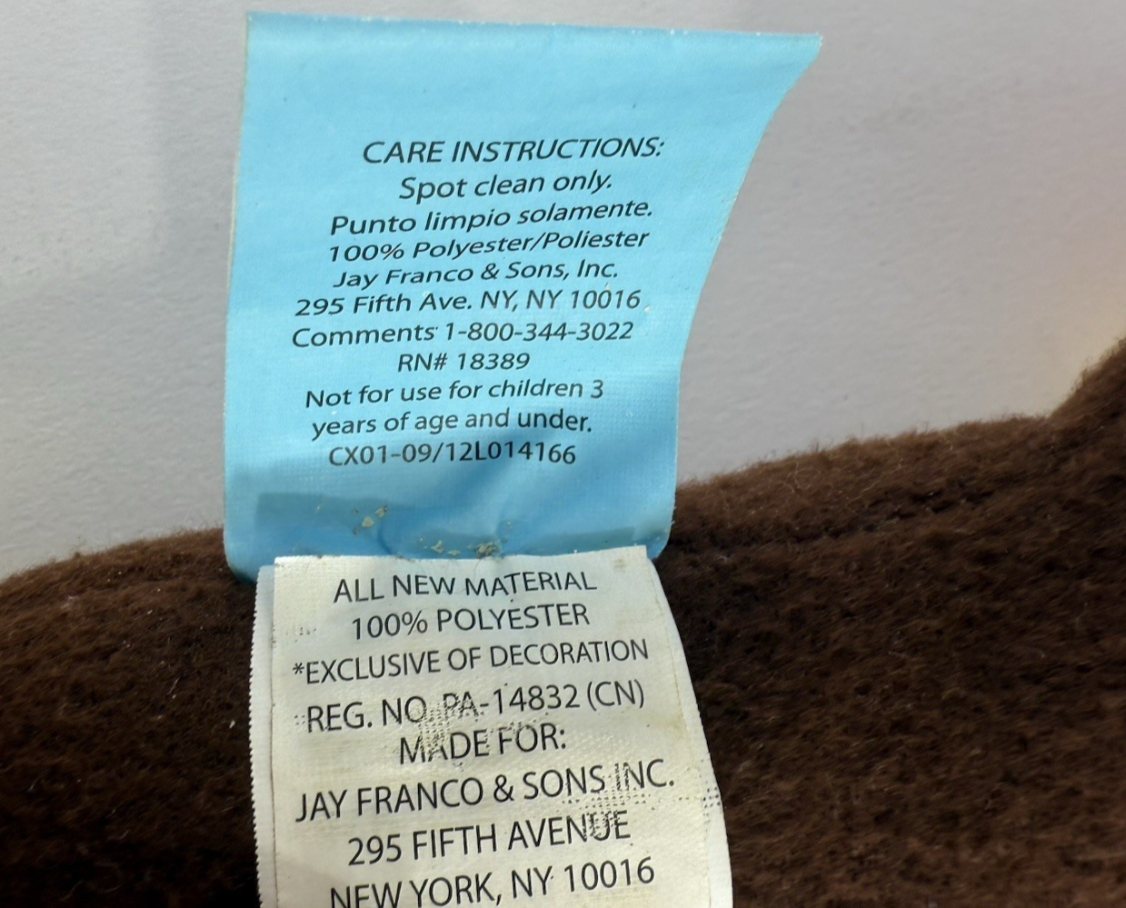 Rovio 2012 Angry Birds 12”Red Bird On Slingshot Plush