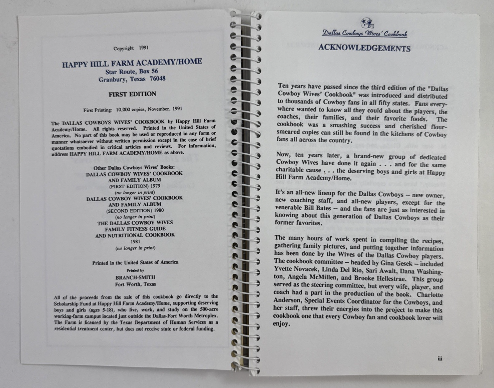 The Dallas Cowboys Wives Cookbook  (Paperback, 1991) First Edition