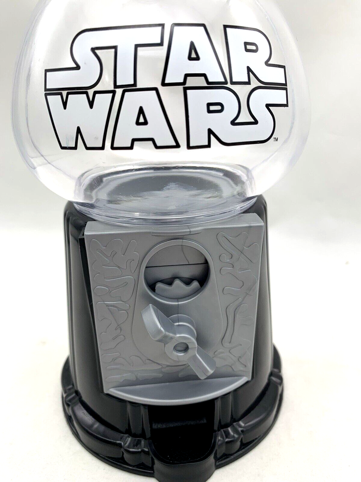 M&M's 2011 Star Wars Darth Vader Yellow M&M Candy Dispenser - Tested