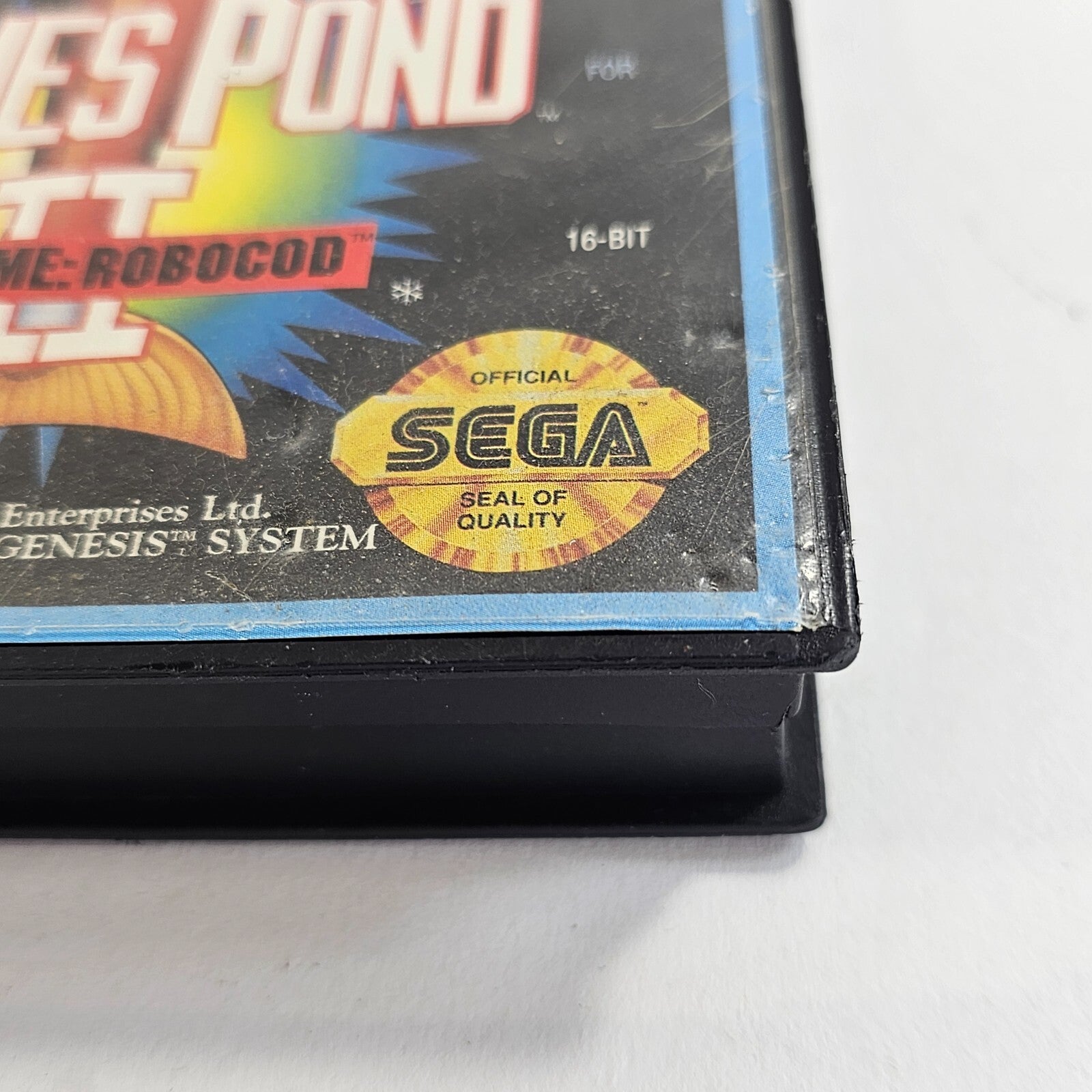 James Pond II: Codename RoboCod (Sega Genesis, 1993) Game and Case - Tested