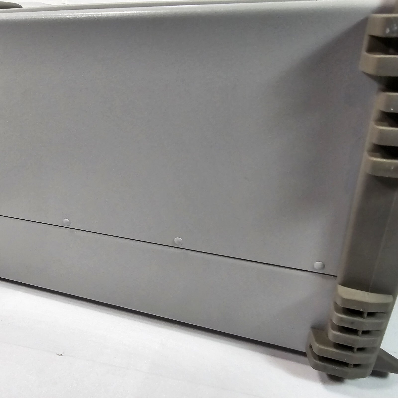 Agilent E3648A Dual Output DC Power Supply 0-8V,5A/0-20V,2.5A - Tested - 4386