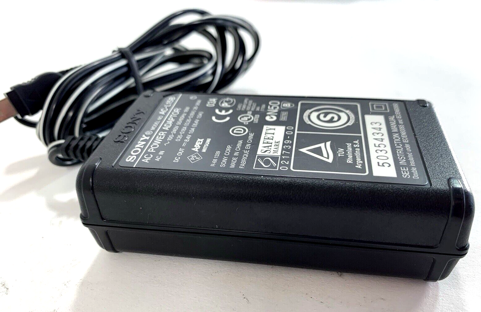 Sony AC-L15B 18W AC/DC Adapter For CCD-TRV HI-8 & DCR-TRV Digital 8 Camcorders
