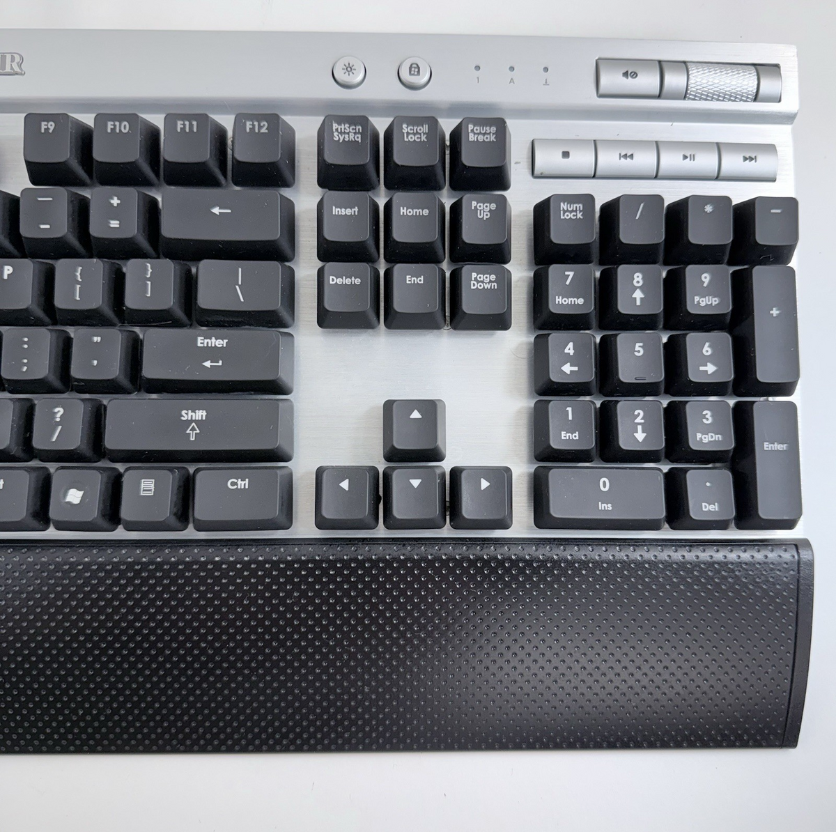 Corsair Vengeance K90 CH-9000003-NA Wired MMO USB Gaming Keyboard - Tested