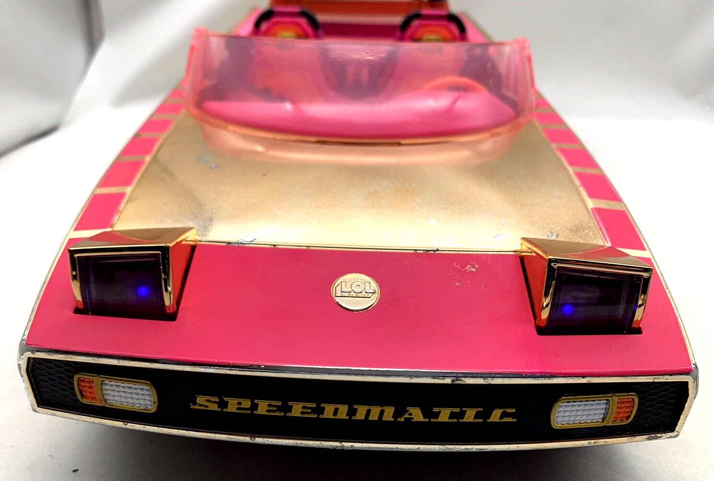 MGA 2019 L.O.L. Surprise Pink/Gold Speedmatic Car Pool Coupe - Lights Work