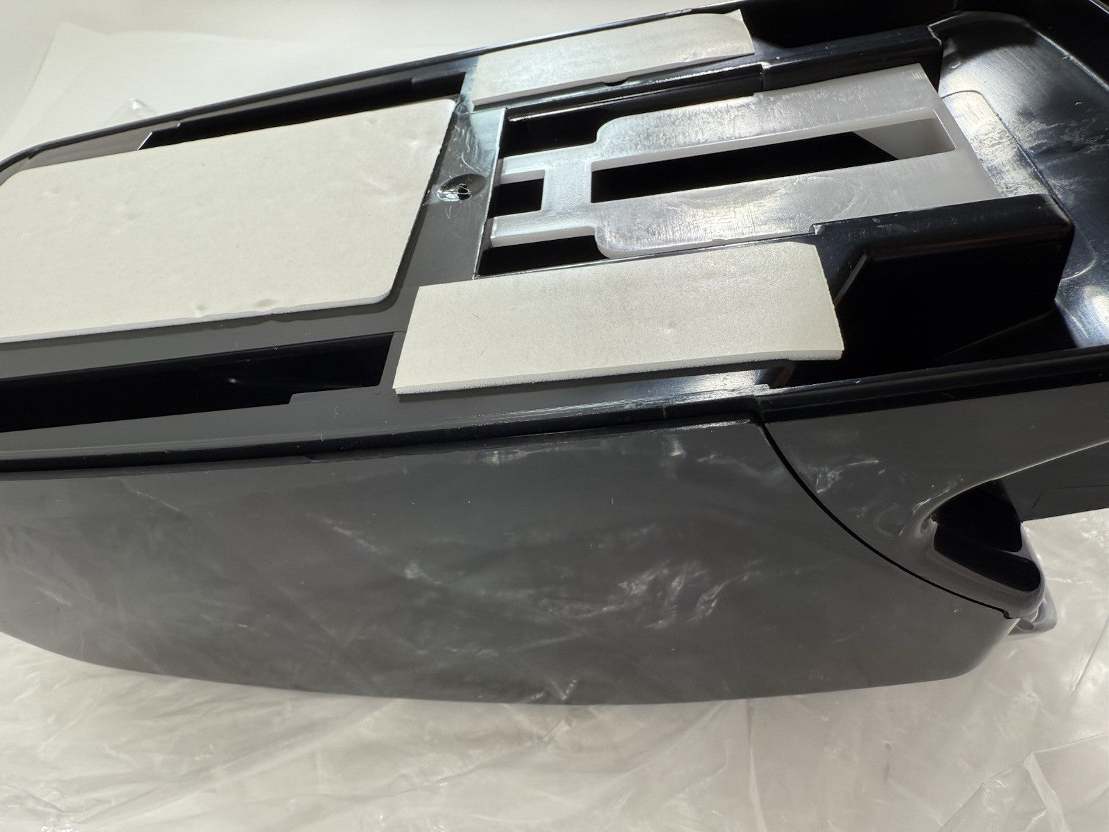 Gojo Push-Style Soap Dispenser 9033-12 - New, No Box