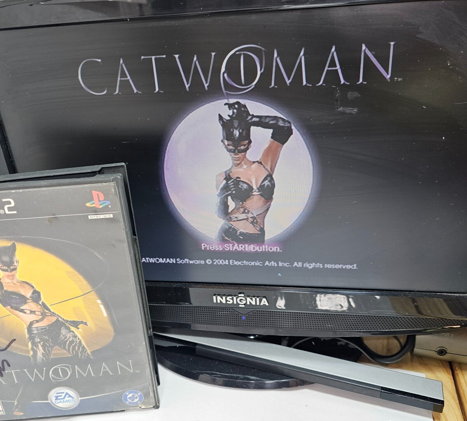 Catwoman (Sony Playstation 2, 2004) Case and Game - Tested and Working