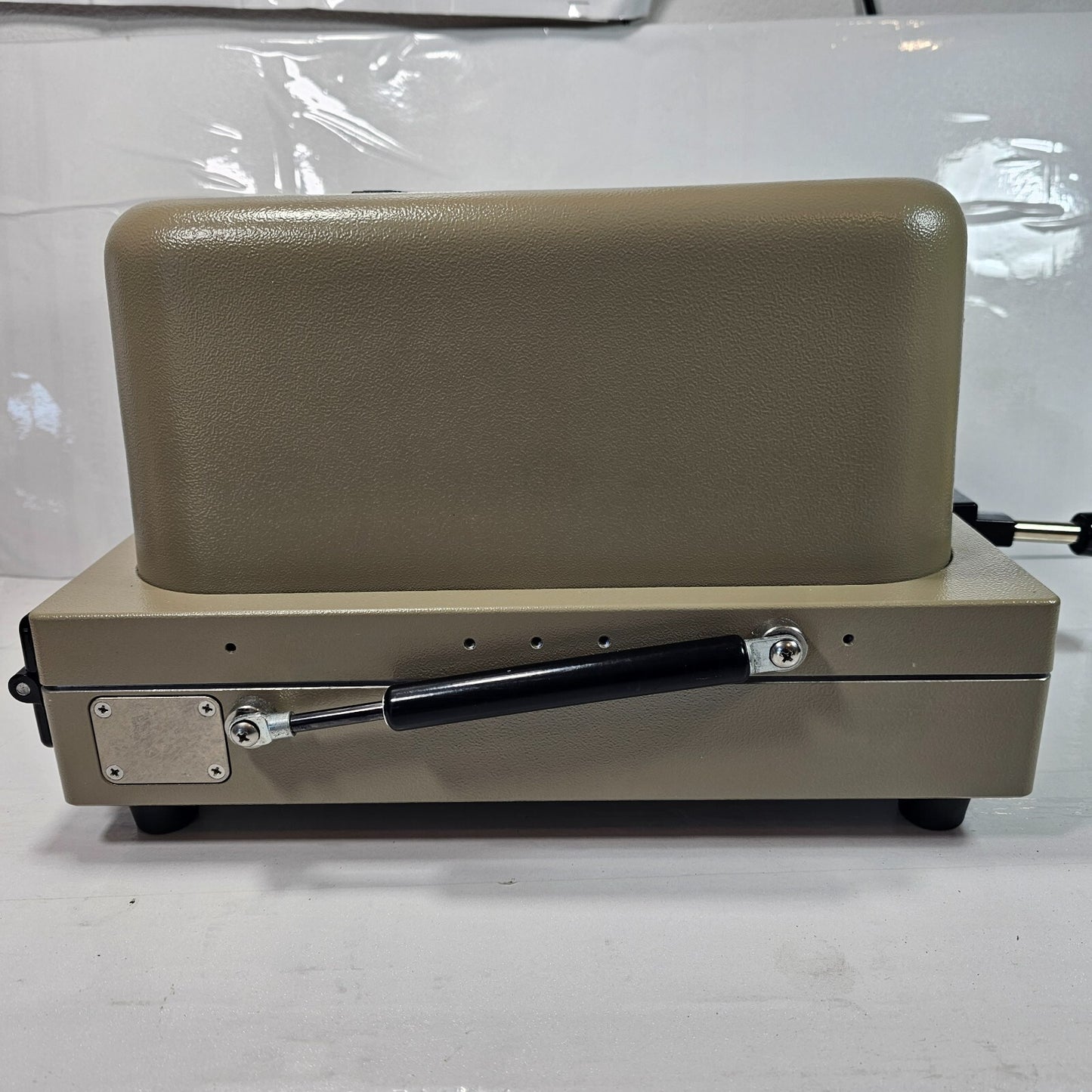 TESCOM TC-5915A RF Shield Box Radio Frequency Test Equipment Laboratory Telecom