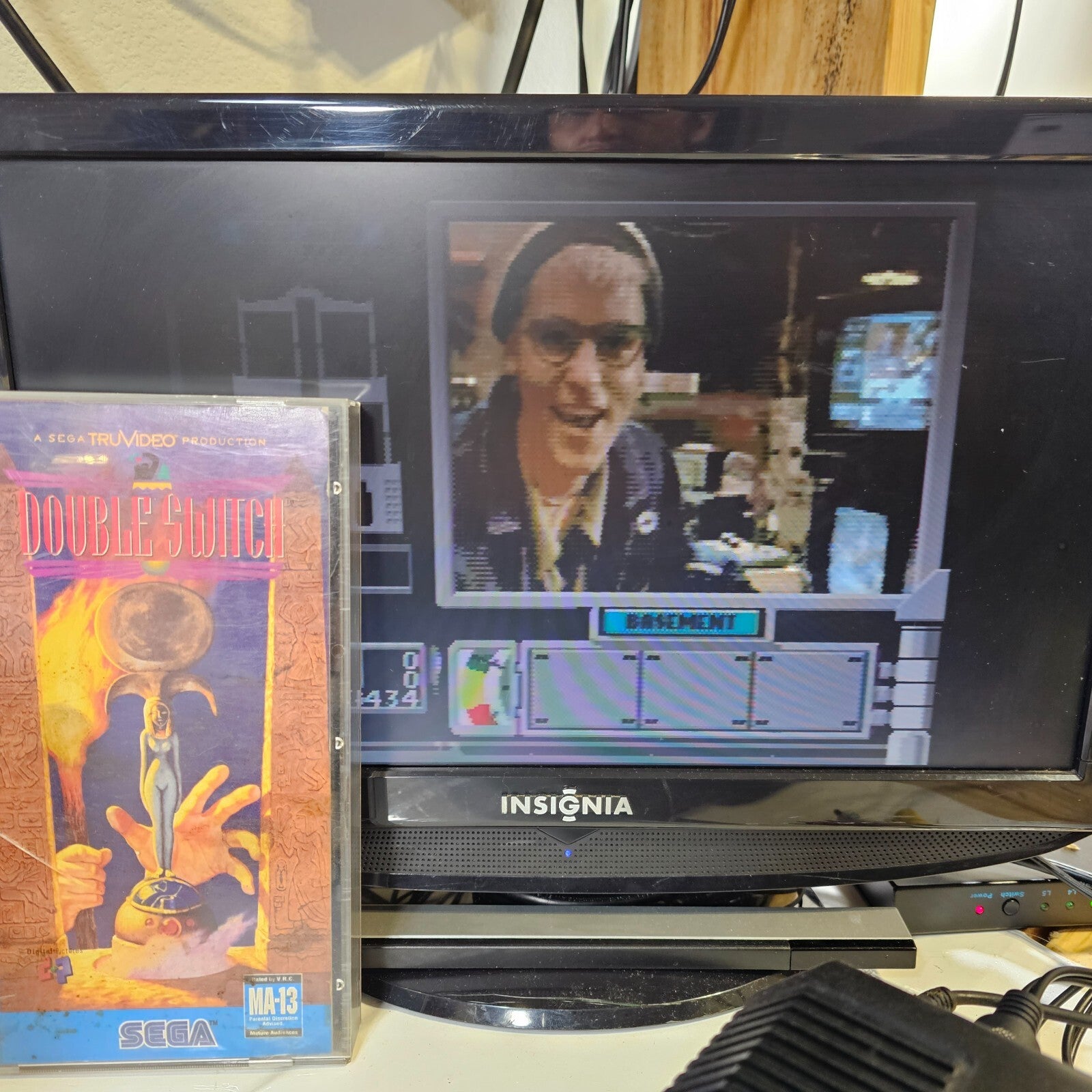 Double Switch (Sega CD 1993) Game Case Manual Registration Card CIB  Corey Haim