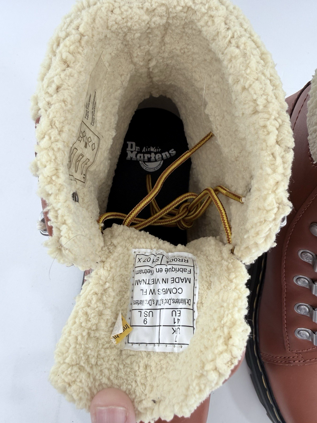Doc Martens Combs W Leather Faux Fur-Lined Womens 9 Tan Air Wair WarmWair Boots