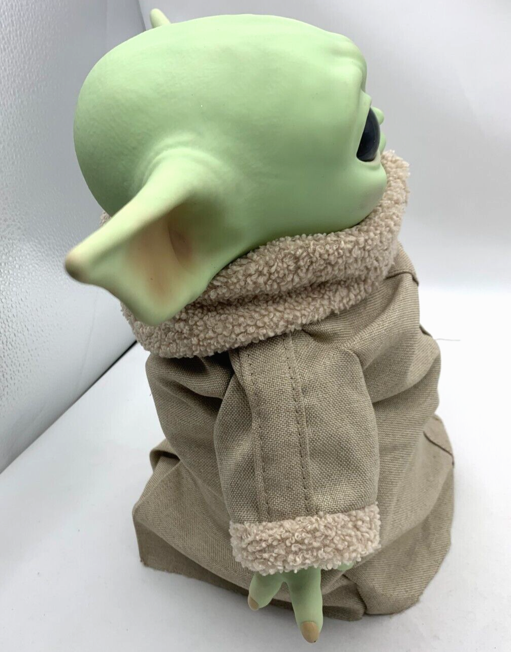 Mattel 2019 Star Wars: The Mandalorian 12" "Baby Yoda" Grogu Plush