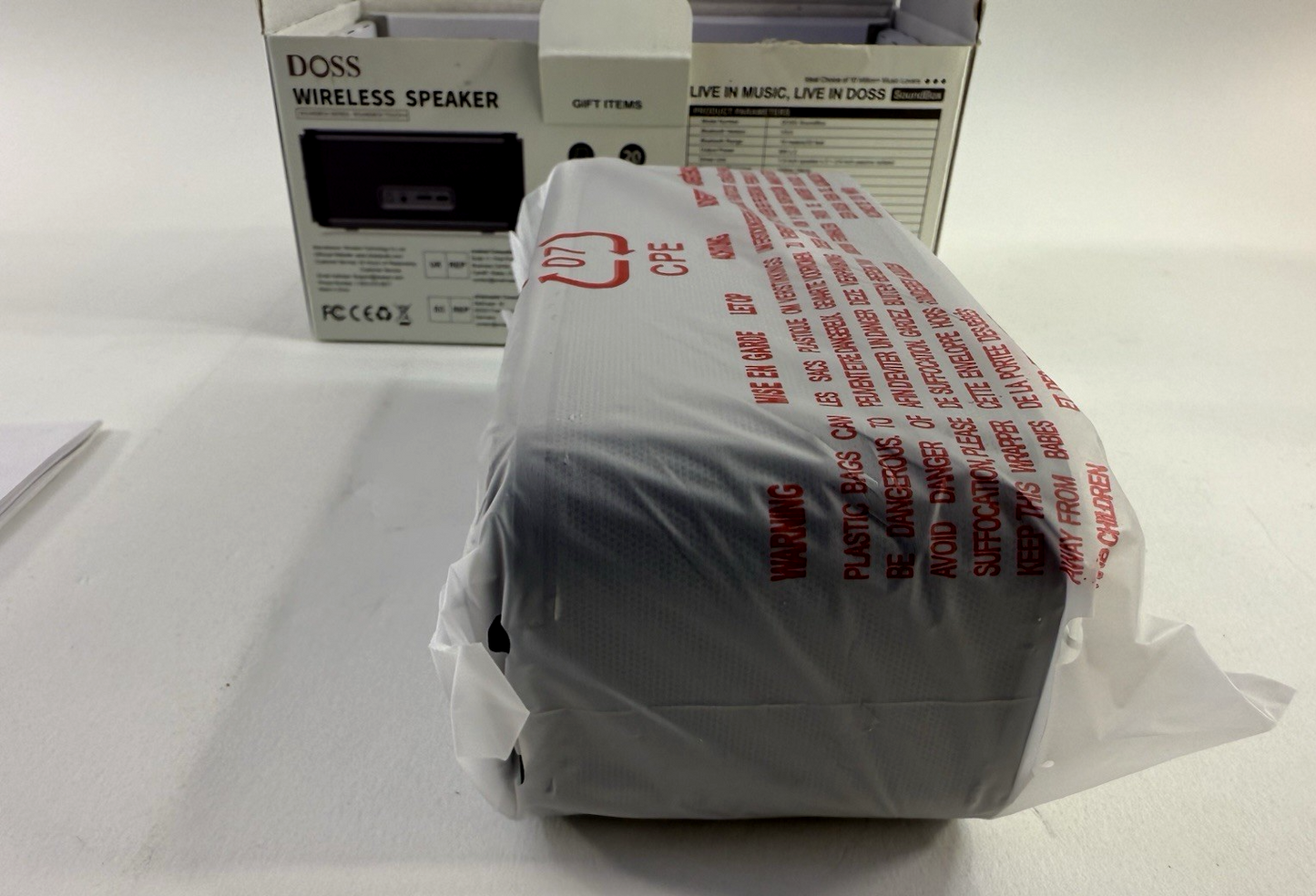 DOSS SoundBox Wireless Portable Bluetooth V5.0 Black Speaker - New, Open Box