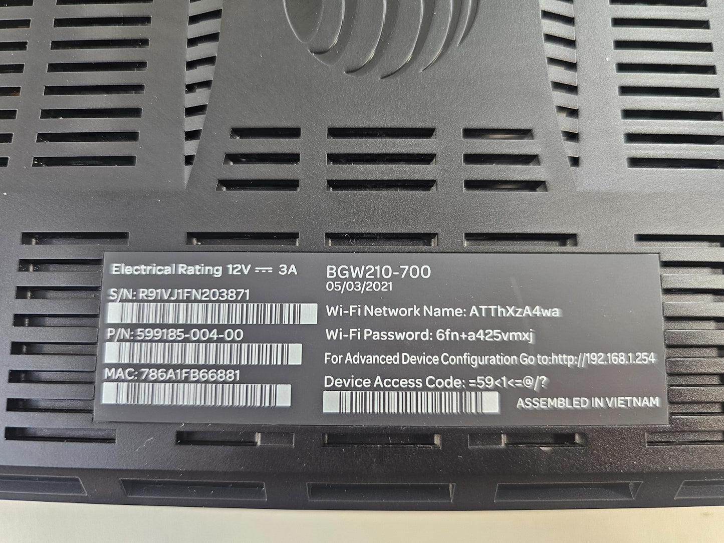 AT&T Arris BGW210-700 Broadband Gateway WiFi Modem Router with Adapter