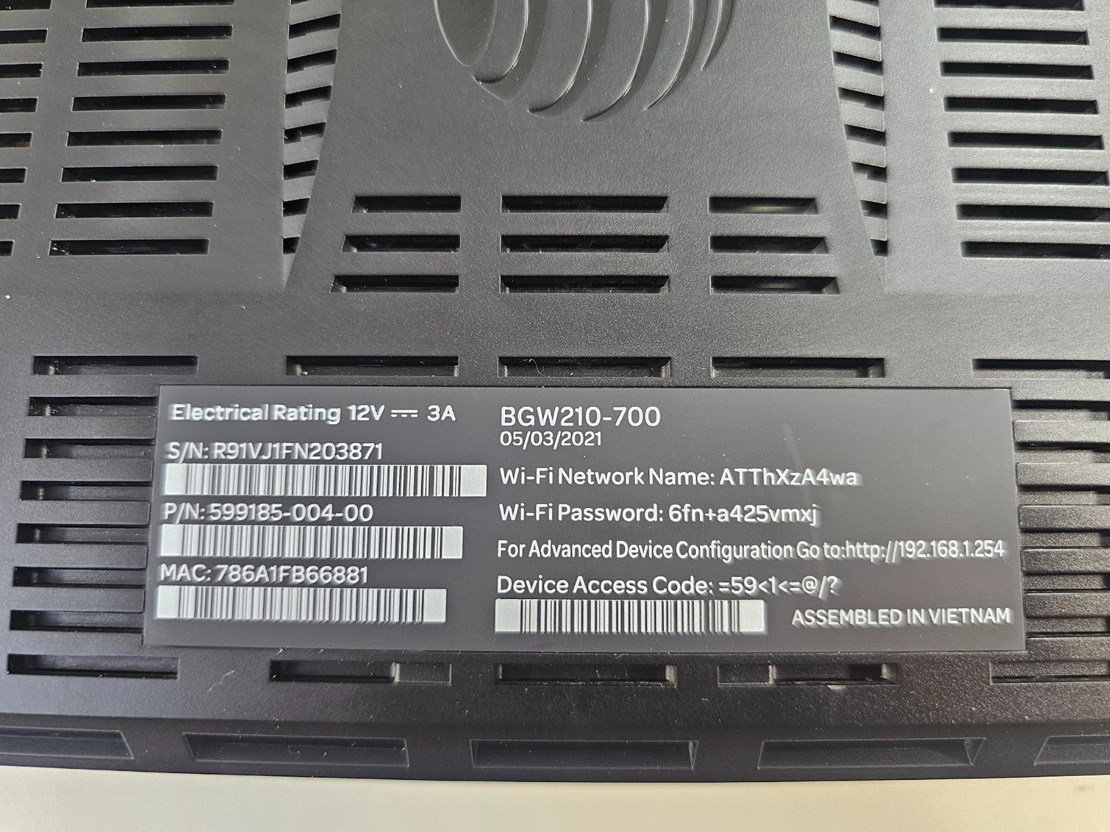 AT&T Arris BGW210-700 Broadband Gateway WiFi Modem Router with Adapter