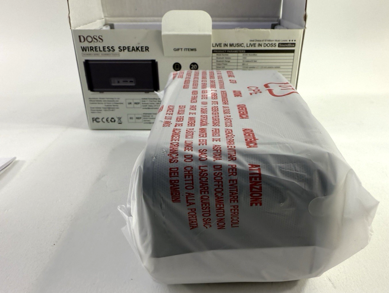 DOSS SoundBox Wireless Portable Bluetooth V5.0 Black Speaker - New, Open Box