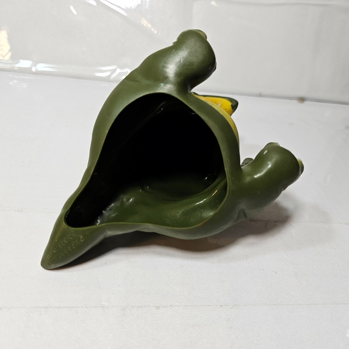 1988 Pizza Hut Exclusive Land Before Time Spike Hand Puppet