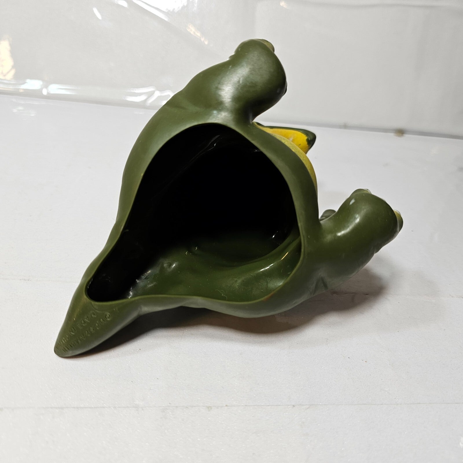 1988 Pizza Hut Exclusive Land Before Time Spike Hand Puppet