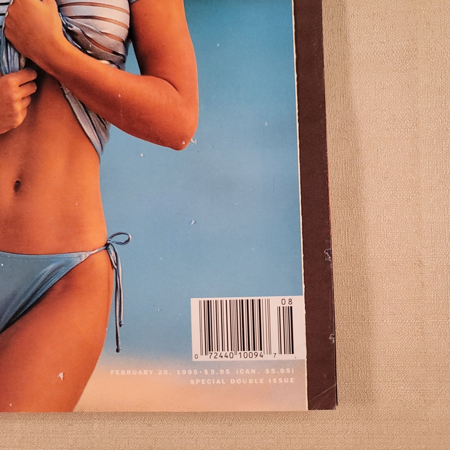 Sports Illustrated Swimsuit Edition (February 20, 1995) Daniela Pestova Feature