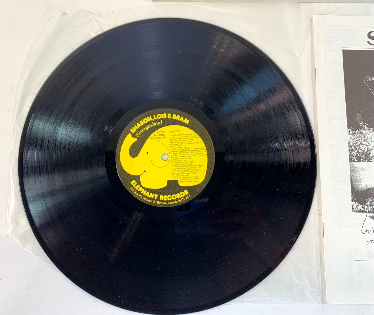 Sharon Lois & Bram: Smorgasbord (Vinyl LP, 1984 Reprint) w/Song Book - Tested