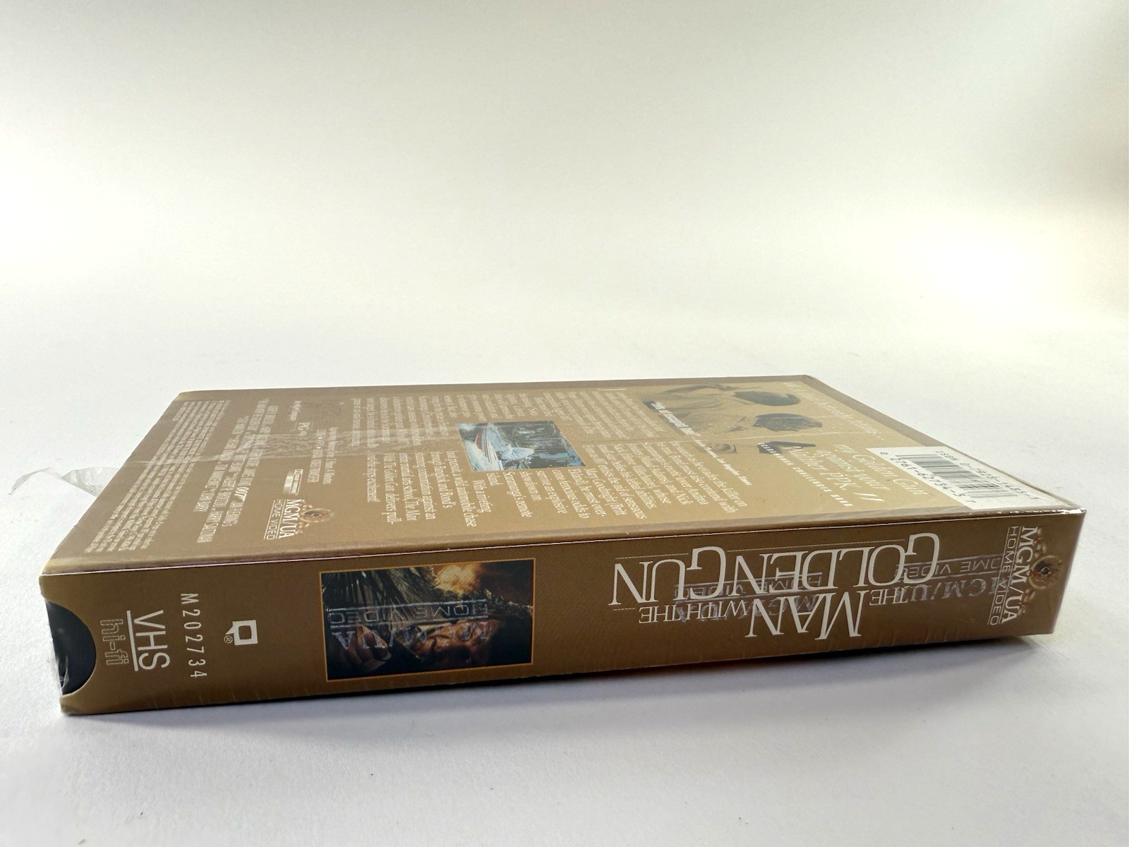 The Man with the Golden Gun (VHS, 1996) New, Factory Sealed Roger Moore Film