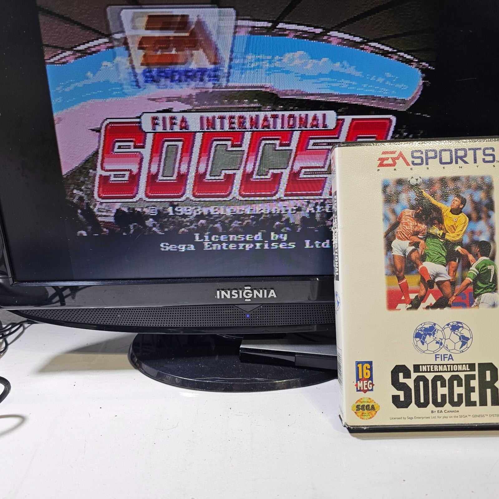 FIFA International Soccer (Sega Genesis, 1993) Game and Case - Tested