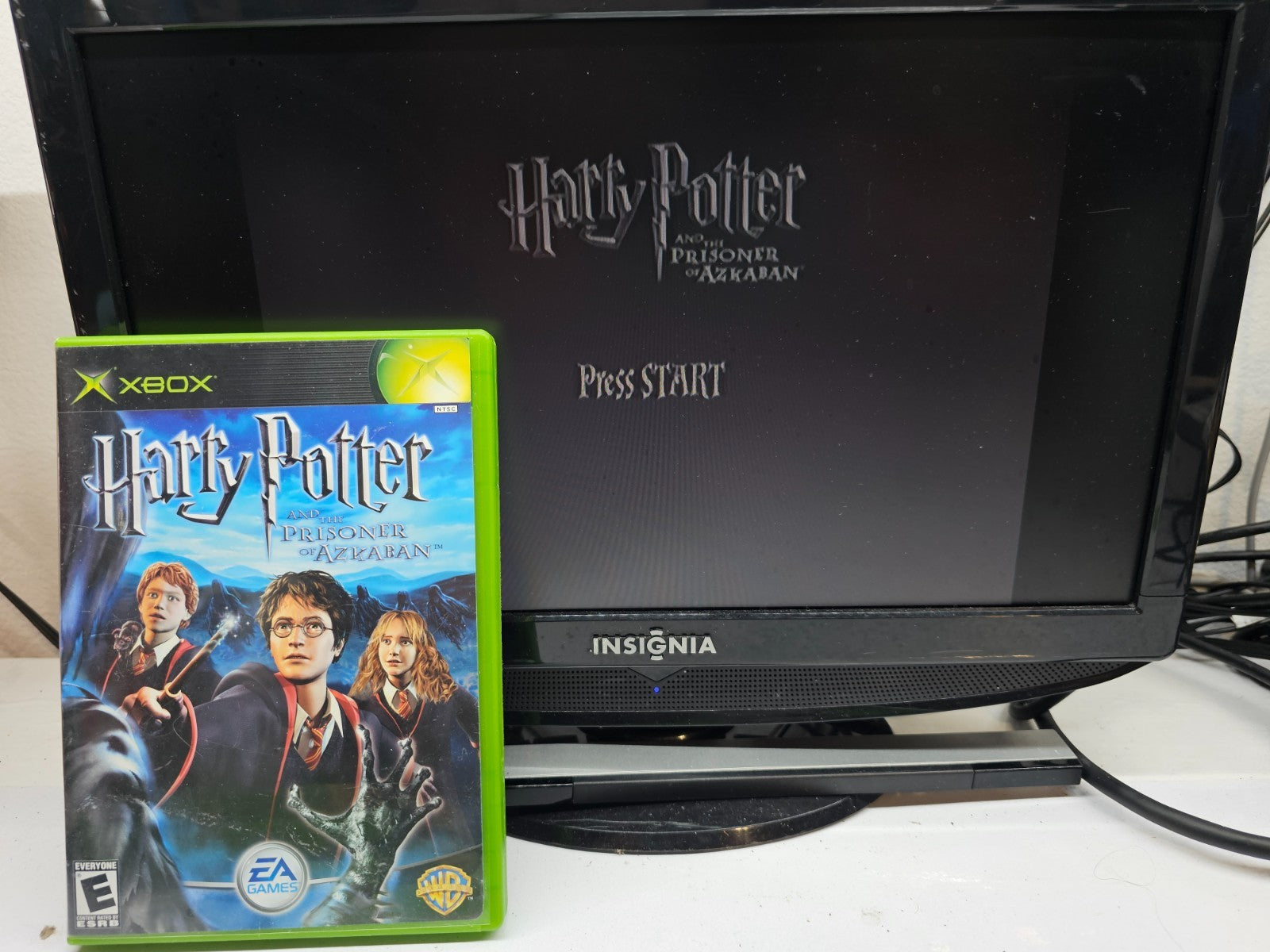 Harry Potter and the Prisoner of Azkaban (Microsoft Xbox, 2004) Game and Case